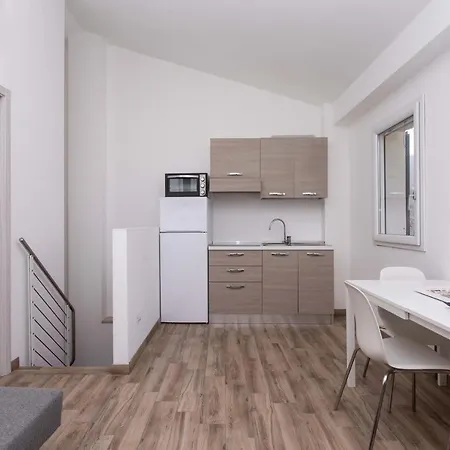 S210 - Sirolo, Nuovissimo Bilocale Vista Mare Al Primo Piano *