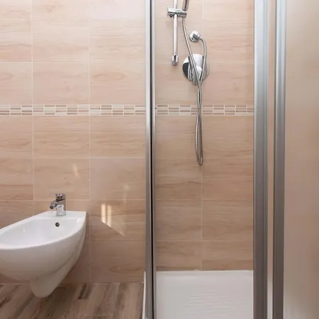 S210 - Sirolo, Nuovissimo Bilocale Vista Mare Al Primo Piano